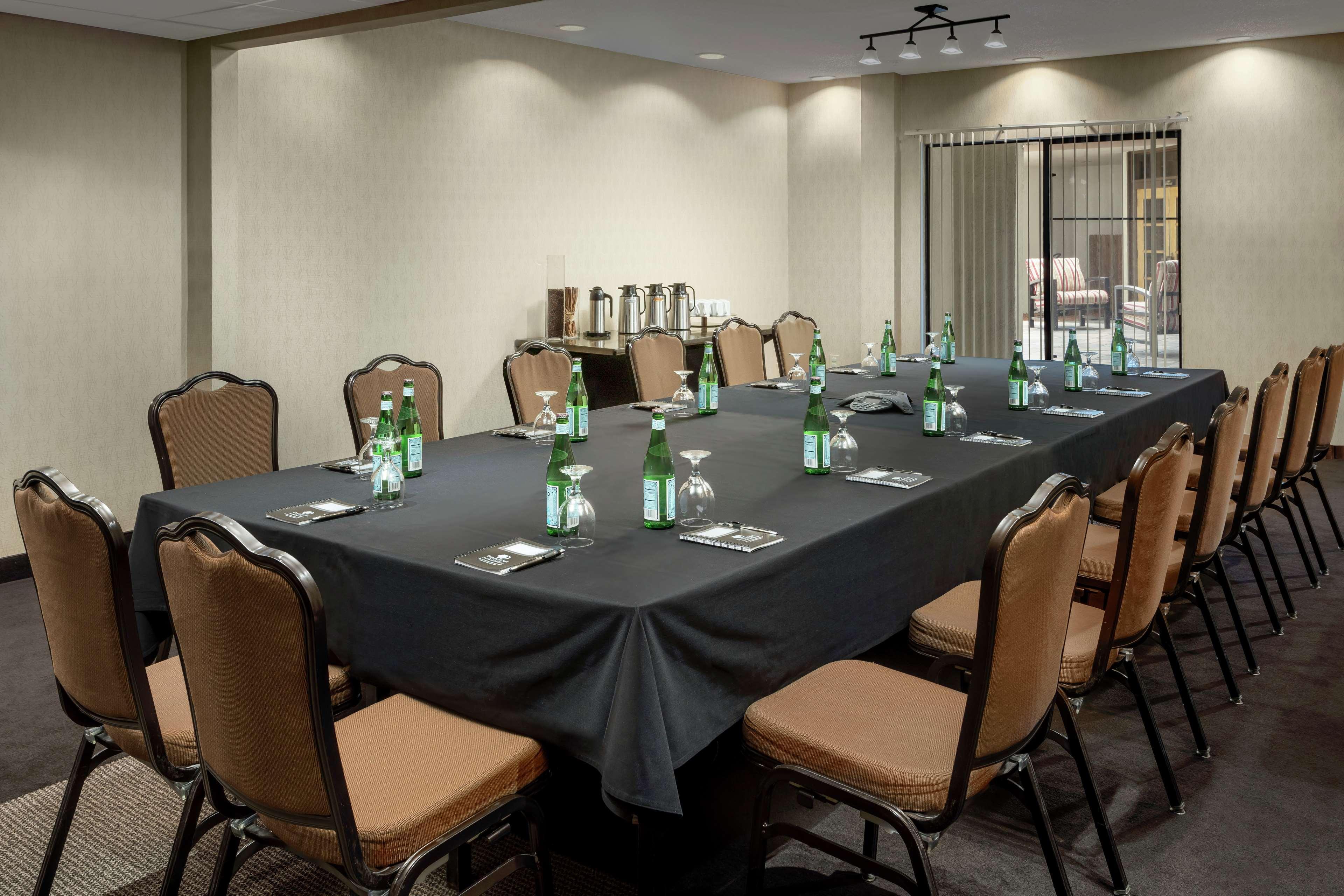 Doubletree By Hilton Colorado Springs Hotel Exterior foto