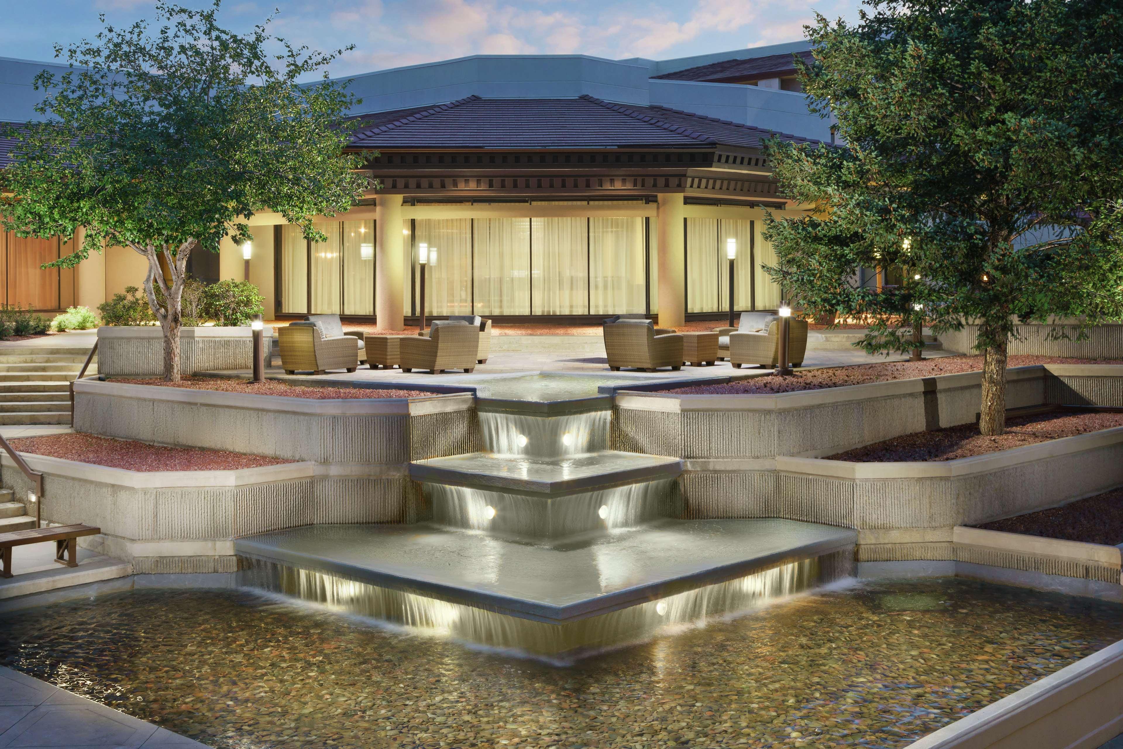 Doubletree By Hilton Colorado Springs Hotel Exterior foto