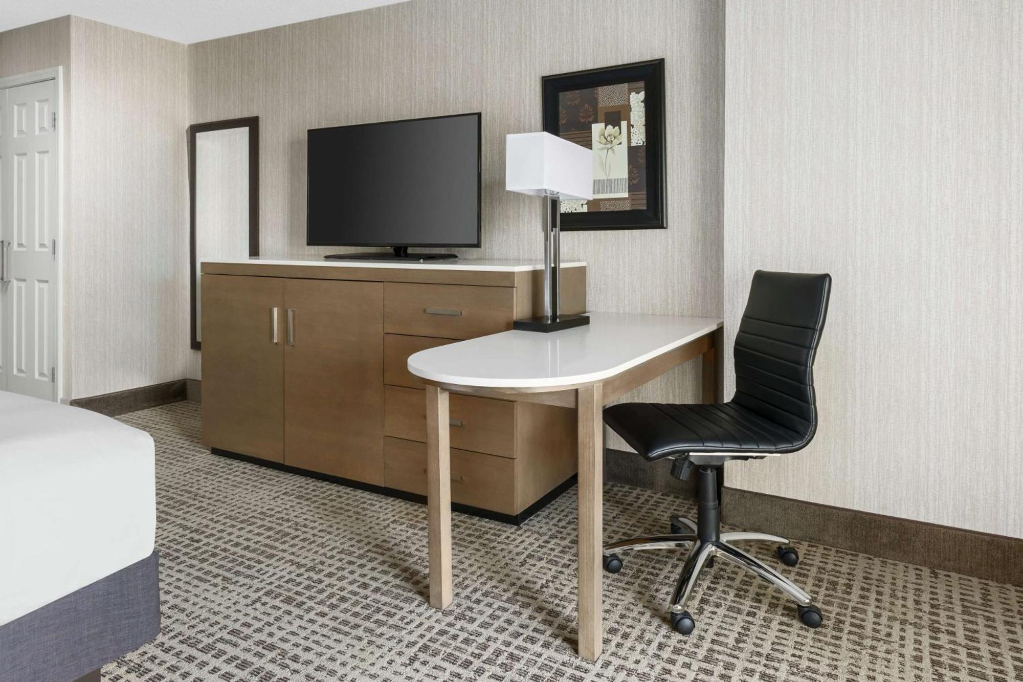 Doubletree By Hilton Colorado Springs Hotel Exterior foto